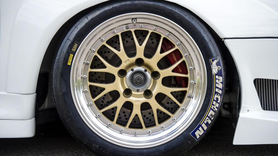 Колеса Porsche 911 GT2 Evo 1995 года  (фото 9 из 16)